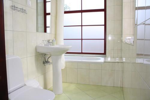 Hostal P�rnu Jahtklubi K�lalistemaja