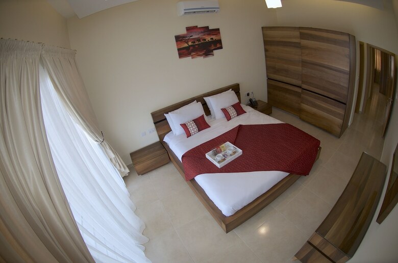 Aparthotel Pearl Hotel & Residence