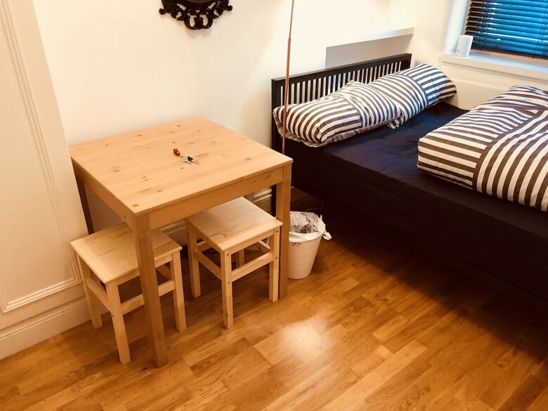 3 Bedroom Apartments Wells Street