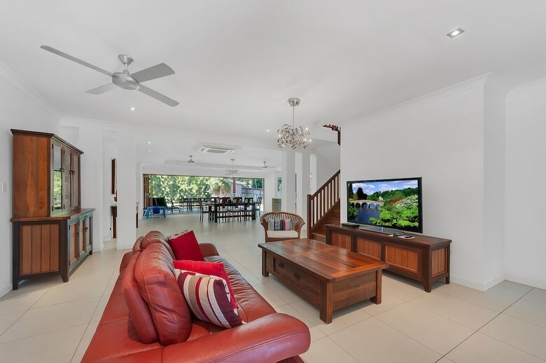 Luxury Home Near Marina