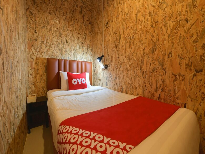 Hotel Oyo Baan Wararin Hostel