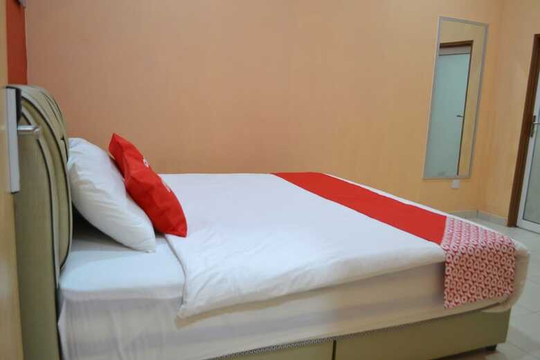 Oyo 89691 Hotel Puteri Miqaila
