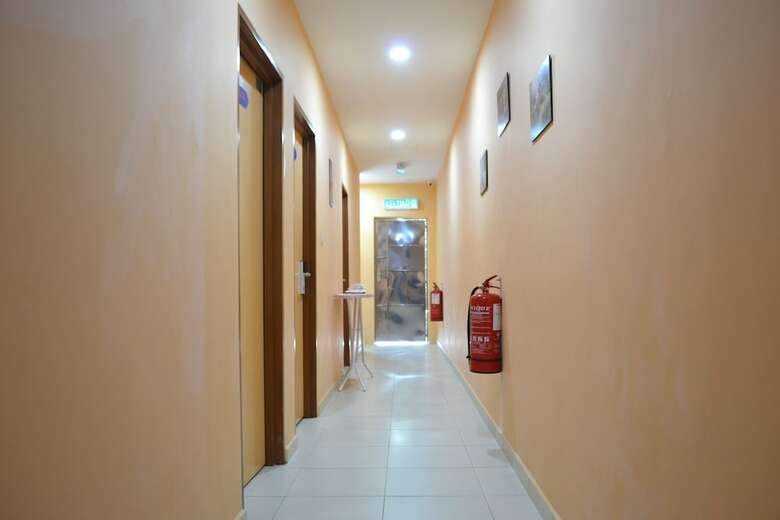 Oyo 89691 Hotel Puteri Miqaila