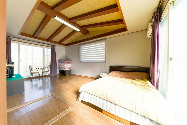 Jeju Jungmun Oasis Pension