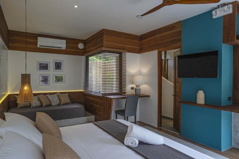 Hotel Bird Of Paradise Bohol Resort