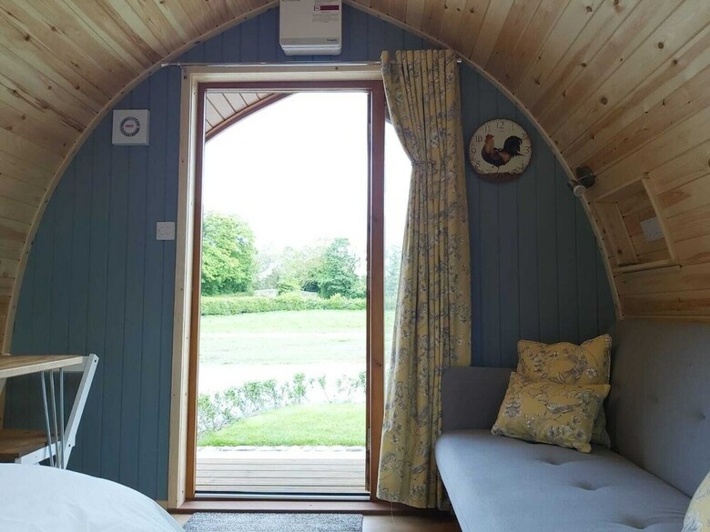 Cabana Orchard Glamping -willow Pod