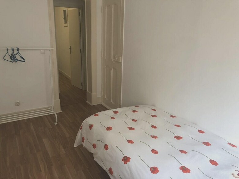 Apartment With 2 Bedrooms In Lisboa, With Wifi