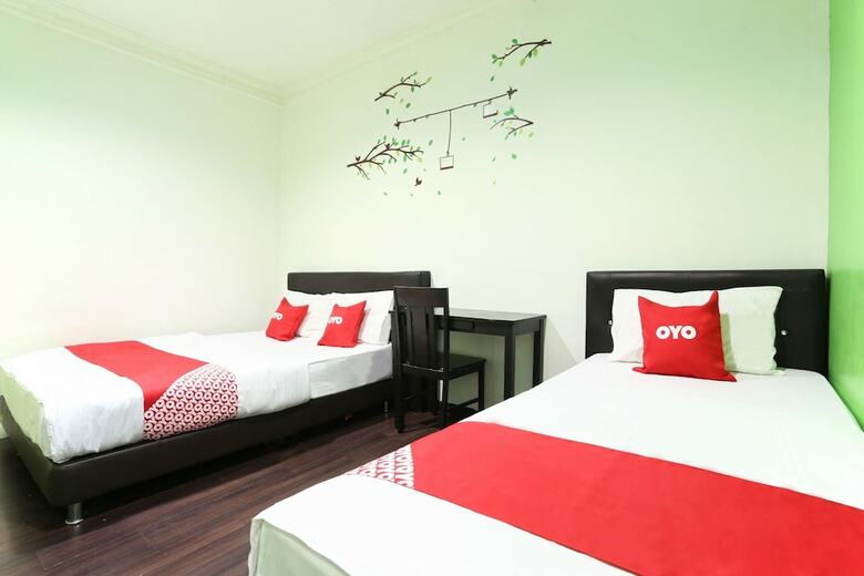 Oyo 89738 1st Inn Hotel Glenmarie