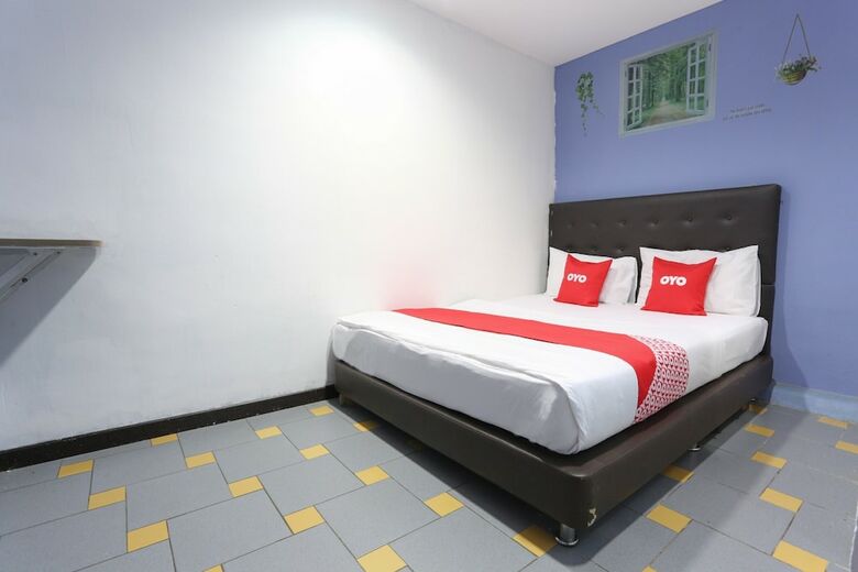 Oyo 89738 1st Inn Hotel Glenmarie