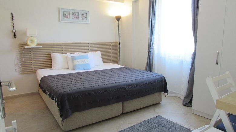 Bed & Breakfast Ege Han Otel