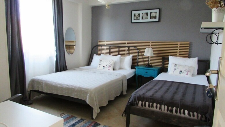 Bed & Breakfast Ege Han Otel