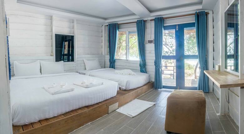 Hotel Sarasea Resort