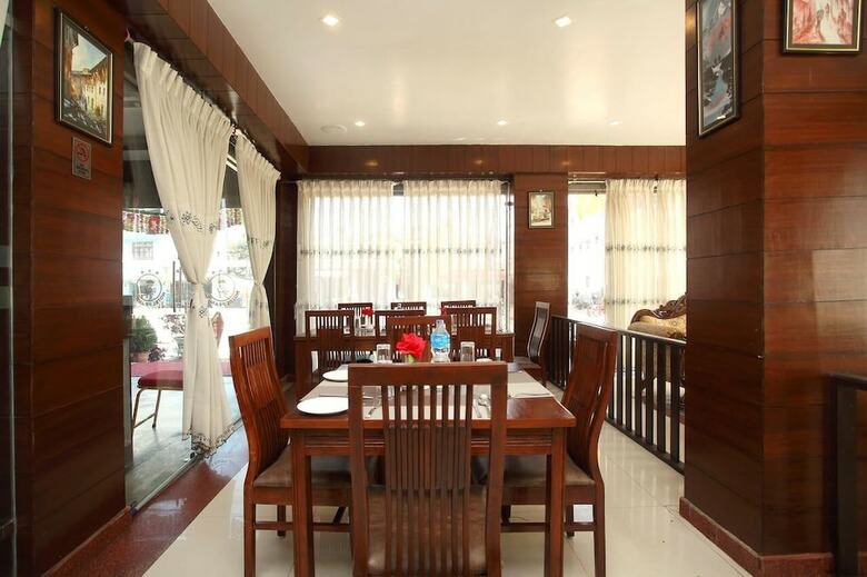Oyo 709 Hotel Prakash