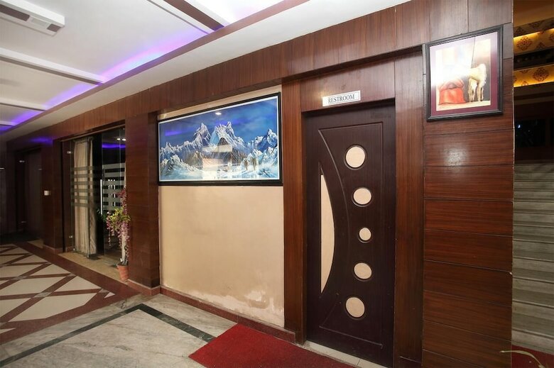 Oyo 709 Hotel Prakash