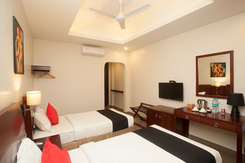 Capital O 686 Hotel Mala Inn