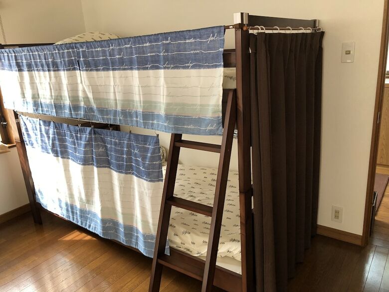 Hostal Happy Closet & Wasamon Hostel