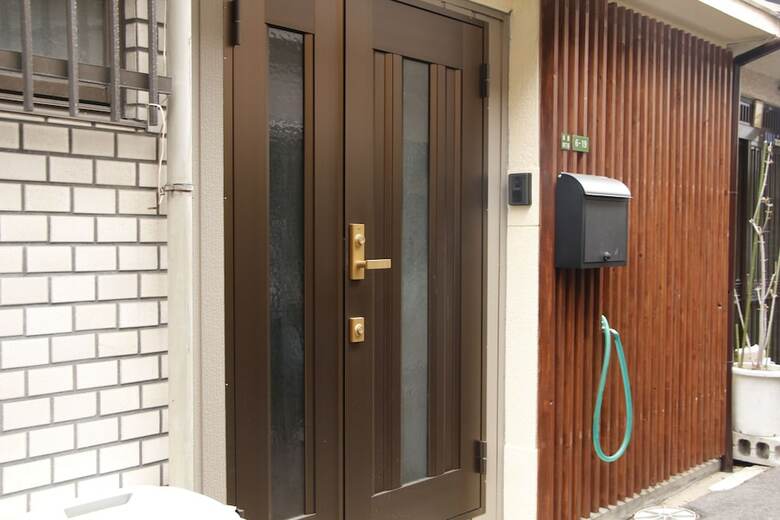 Ko's Apartment, Tatsumi West Station