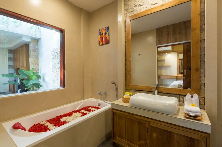 Nalin Bali Villas