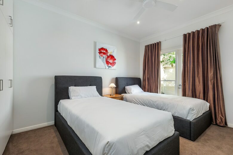 Kensington 4 Bedroom House 89 Brom