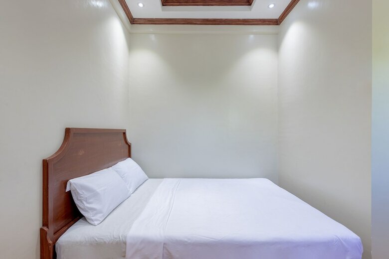 Hotel Arjaymay Apartelle