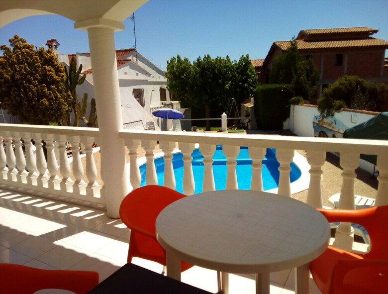 Apartamentos Ap Costas Les Illes