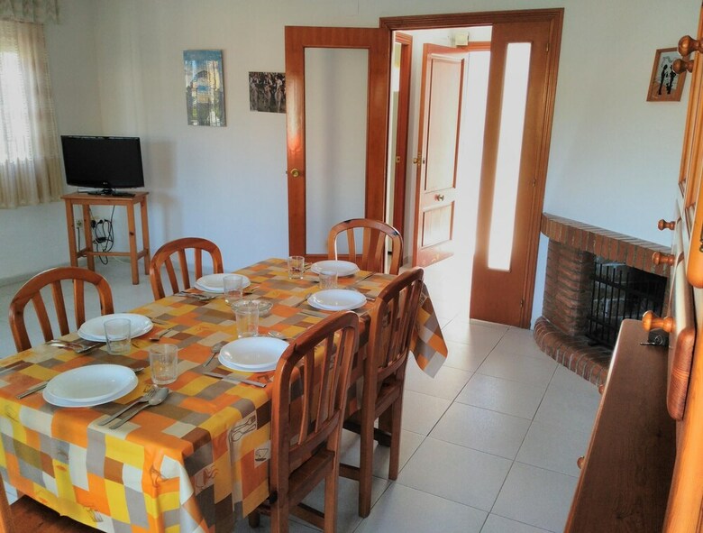 Apartamentos Ap Costas Les Illes