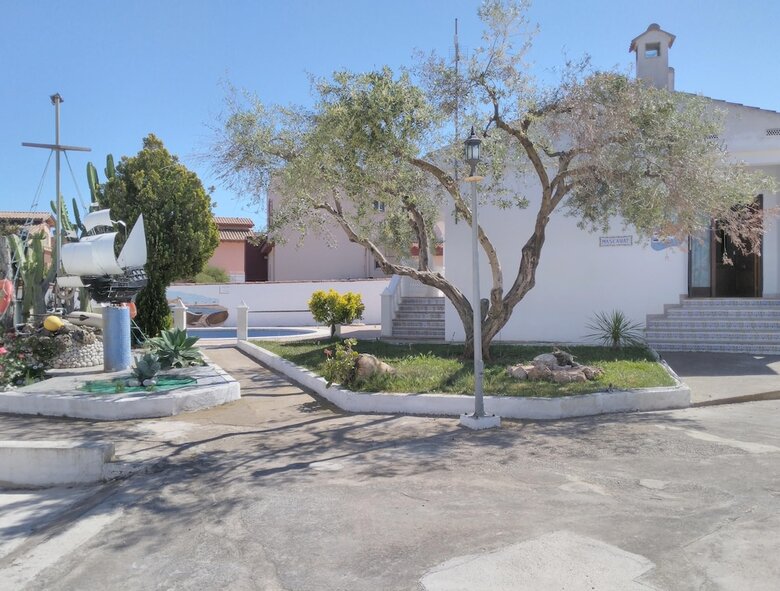 Apartamentos Ap Costas Les Illes