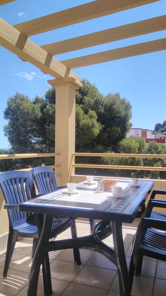 Apartamentos Ap Costas Mercuri