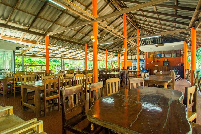 Hotel Oyo Garfield Resort Pranburi
