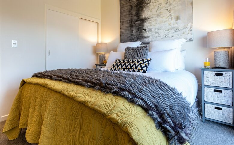 Alpine Gold With Incredible Lake Views Spa