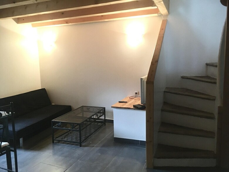 House With 2 Bedrooms In Octon, With Wifi