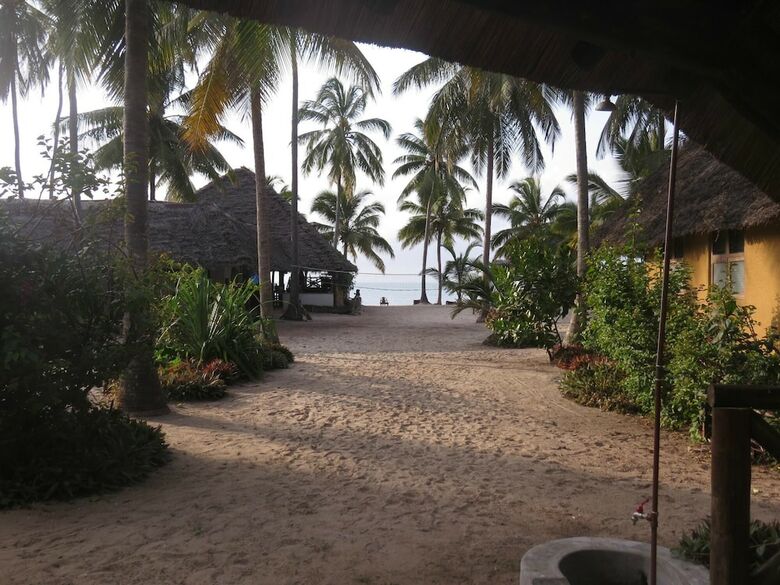 Hotel Mike's Beach Cottages