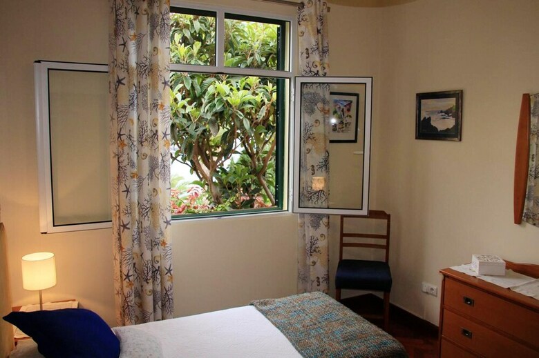 Bungalow With One Bedroom In S�o Martinho, Funchal, With Wonderful Sea View, Enclosed Garden And Wifi