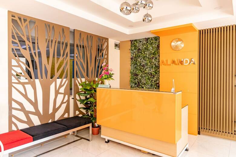 Alanda Hotel & Apartment