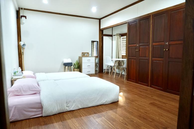 Hotel Tha Ma-o Bouteak Homestay
