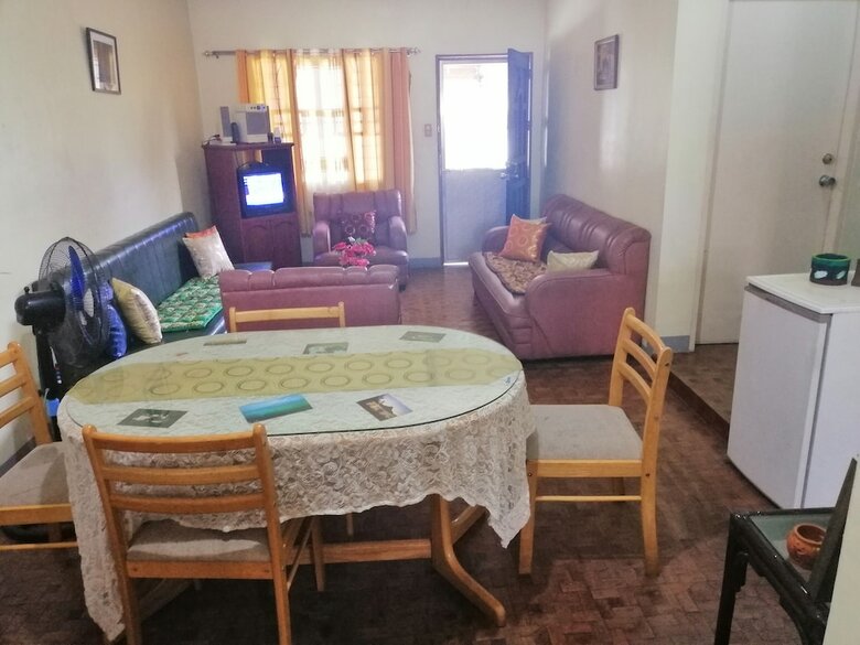 Hotel Don Mamerto House