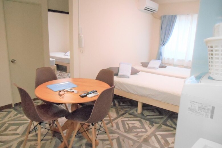 Apartamentos Ryota's Room