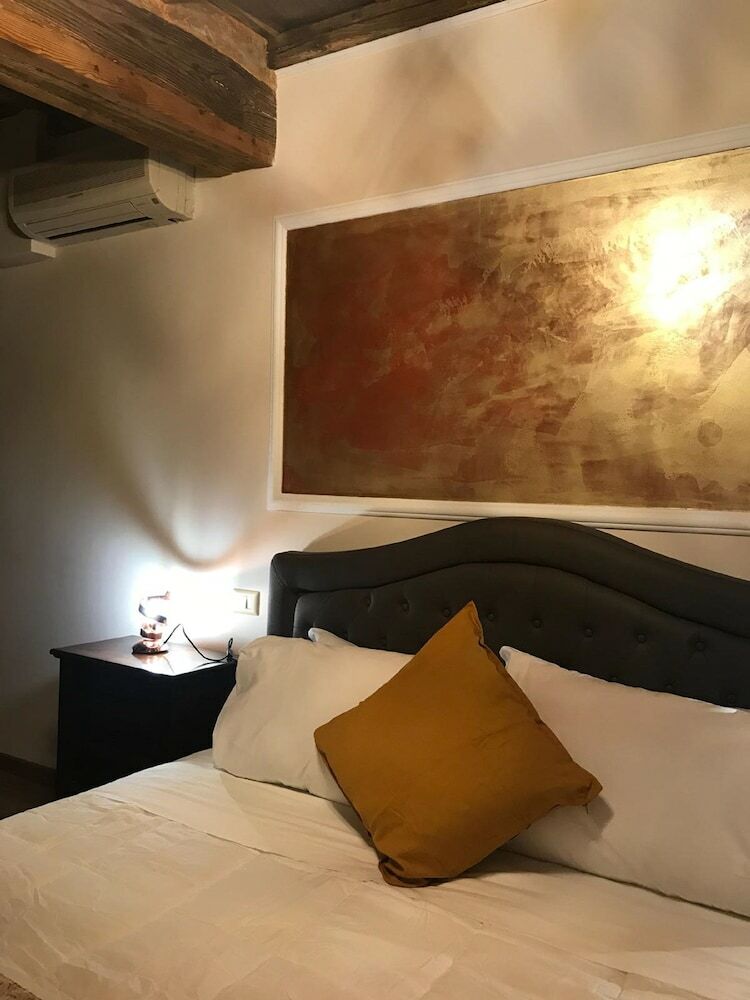 Hotel Cf Laurina