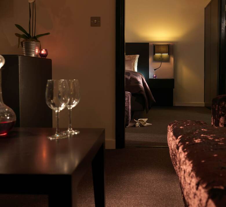 Guildford Harbour Hotel