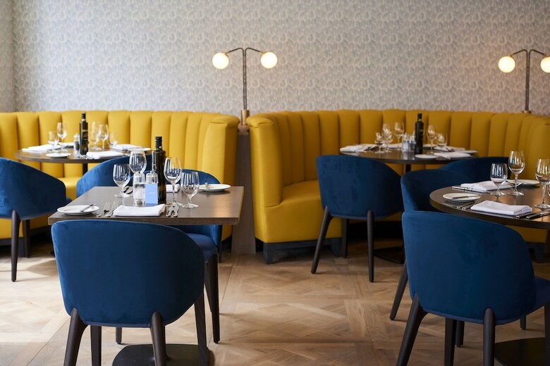 Guildford Harbour Hotel