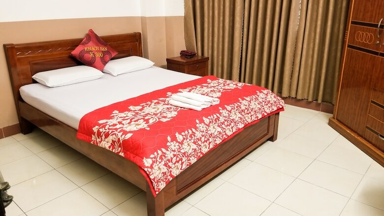 Oyo 751 K300 Hotel