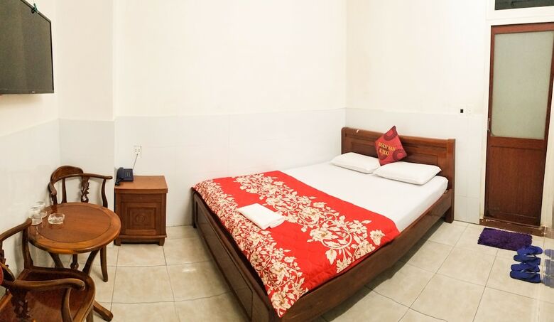 Oyo 751 K300 Hotel