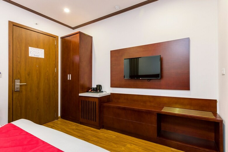 Oyo 759 Phuong Huy Ha Long Hotel