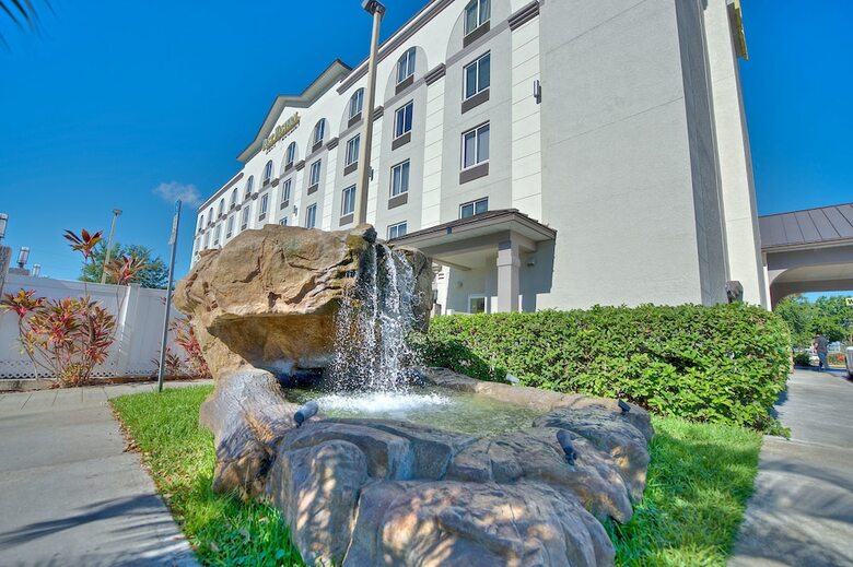 Hotel Best Western Airport Inn & Suites