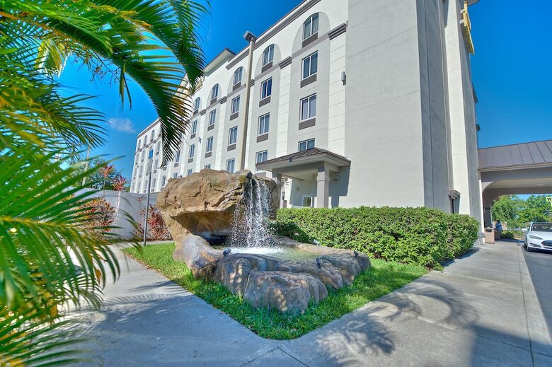 Hotel Best Western Airport Inn & Suites