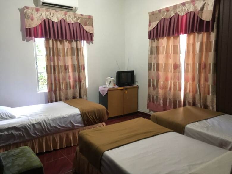 Hotel Oyo 89653 Anisaa Inn