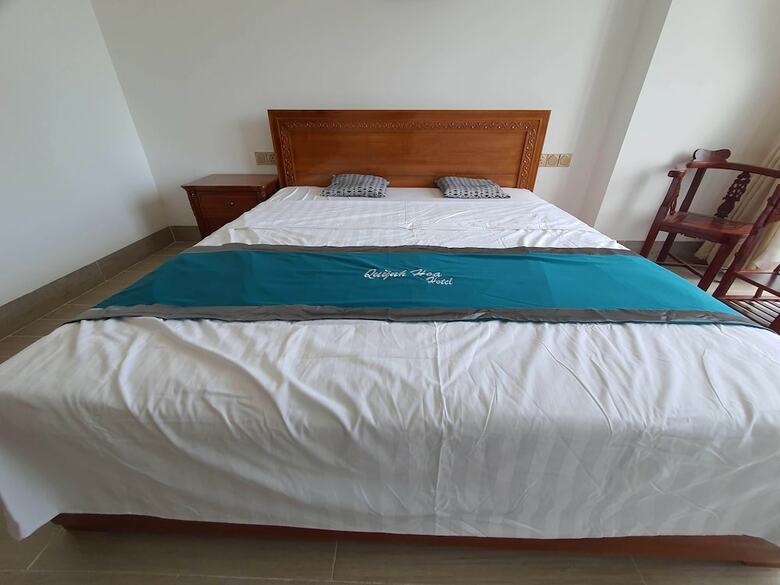 Oyo 747 Quynh Hoa Hotel