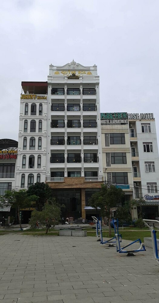 Oyo 747 Quynh Hoa Hotel