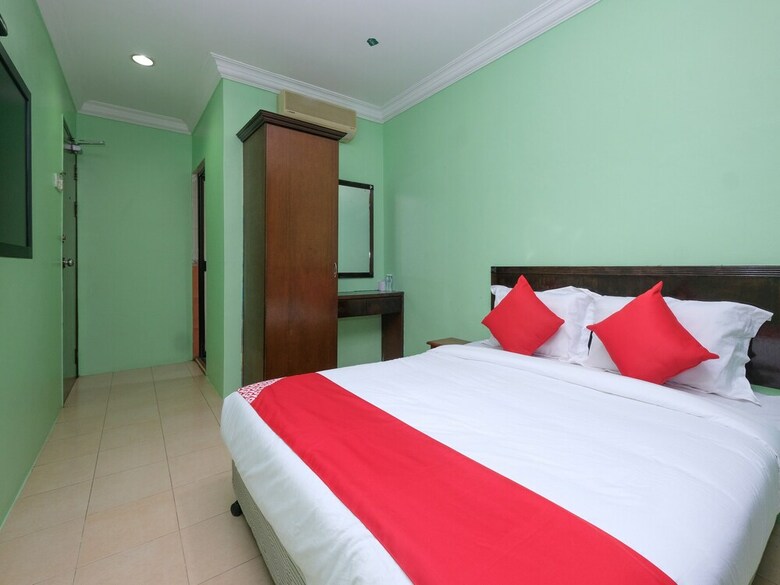 Oyo 89759 Gold Jerantut Hotel