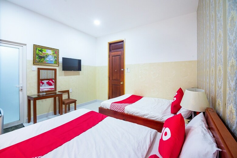 Oyo 706 Thao Tram Luxury Hotel